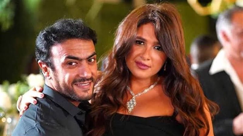 ياسمين عبد العزيز