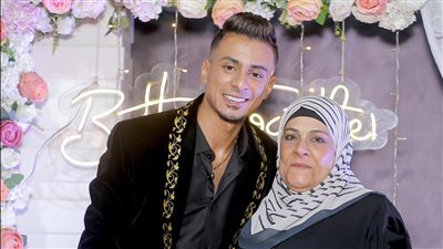 مطرب مهرجانات شهير: أمي جالها جلطة في المخ بسبب الإهمال الطبي 