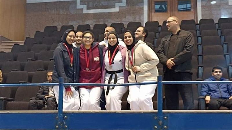 جامعة عين شمس، فيتو