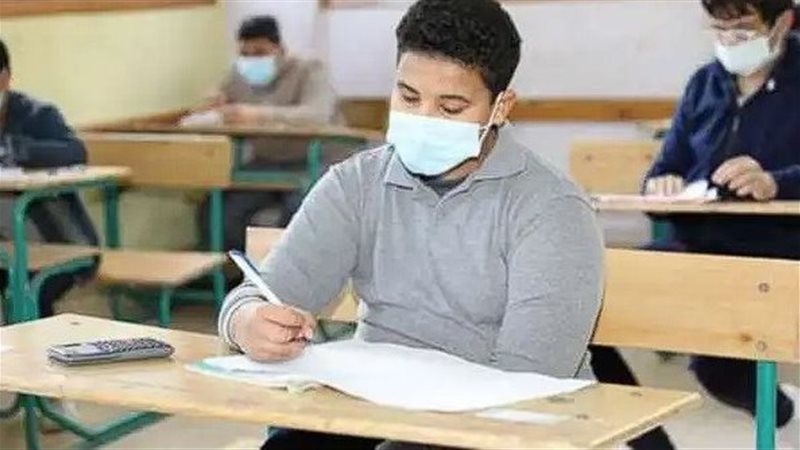 طلاب الدبلومات، فيتو