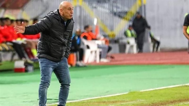حسام حسن، فيتو