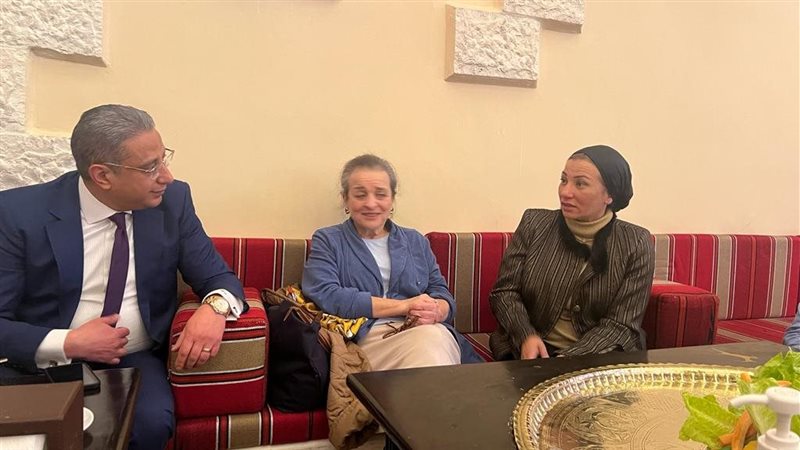 وزيرة البيئة والأميرة