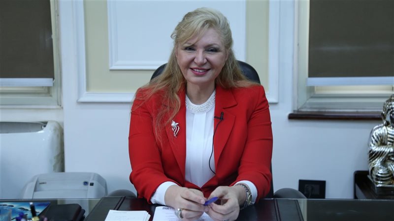 سهر الدماطي الخبيرة