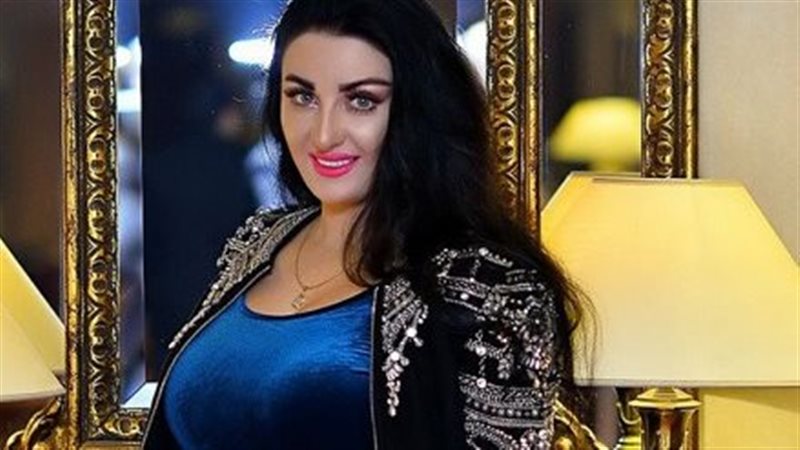 الراقصة صوفينار،