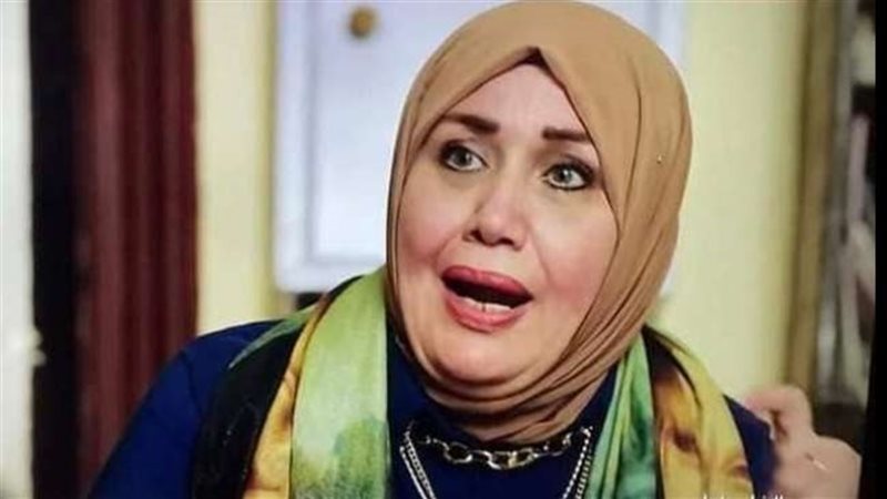 الفنانة هالة أنور،