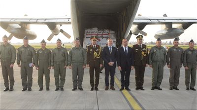 مصر تواصل إرسال المساعدات جوا إلى تركيا 