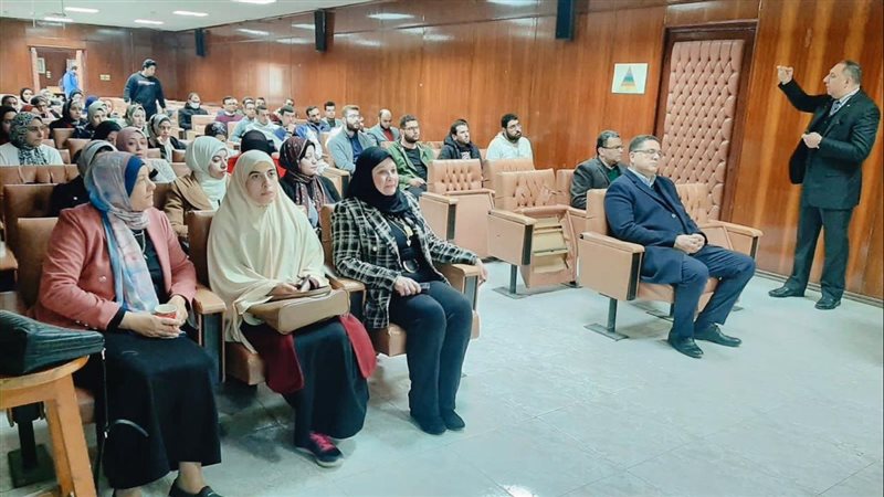 طب بنها تنظم ورشة