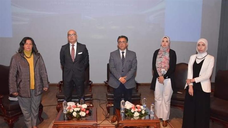 جامعة عين شمس، فيتو