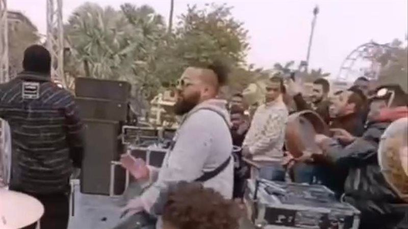 حفل مسلم، فيتو 