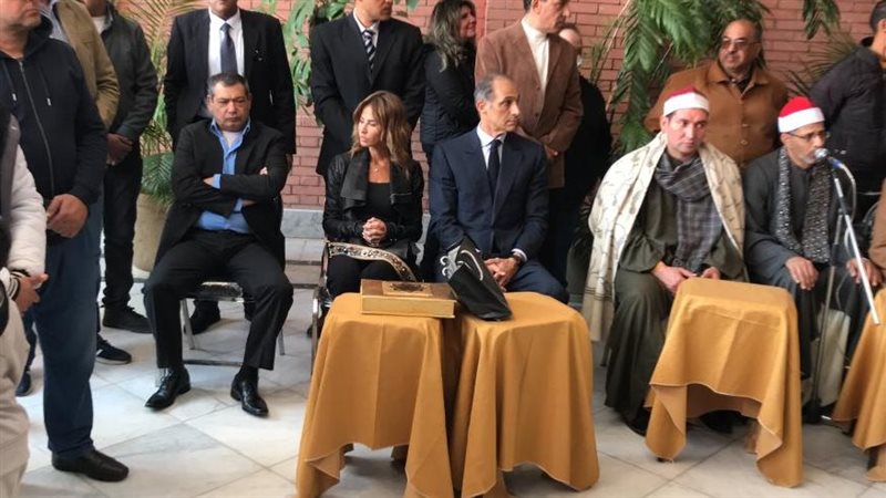 الرئيس الأسبق حسنى