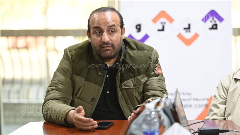 الكاتب الصحفي محمد