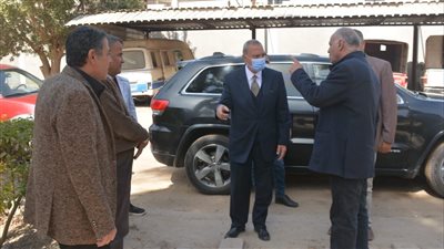 محافظ القليوبية يتفقد مشروع الـ 30 مليون بيضة