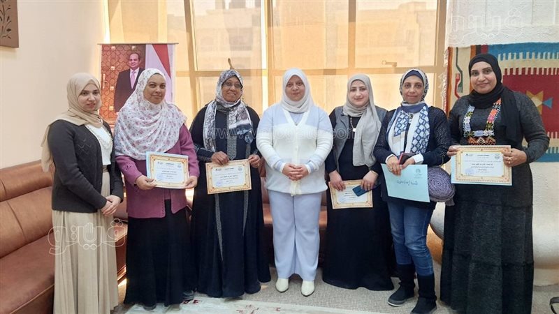 تكريم ٥ سيدات بمطروح