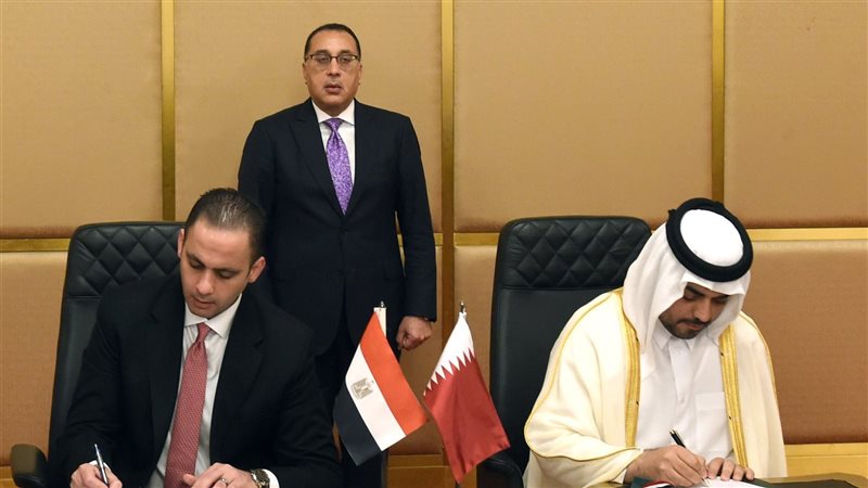رئيس الوزراء يشهد