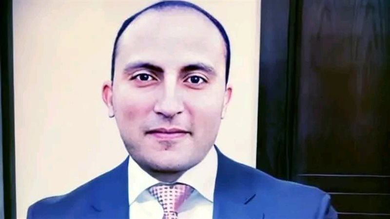 الدكتور أحمد مصطفي