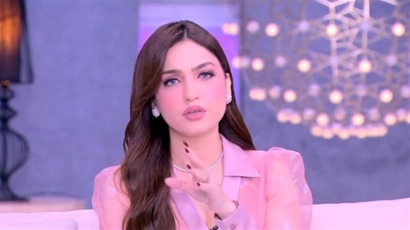 الإعلامية ياسمين