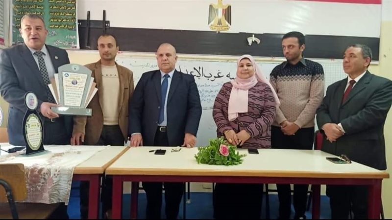كرم وكيل الوزارة