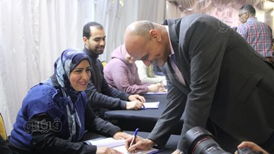 خالد ميري يسجل في كشوف الجمعية العمومية للصحفيين (صور)