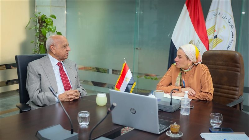  اجتماع وزيرة البيئة،