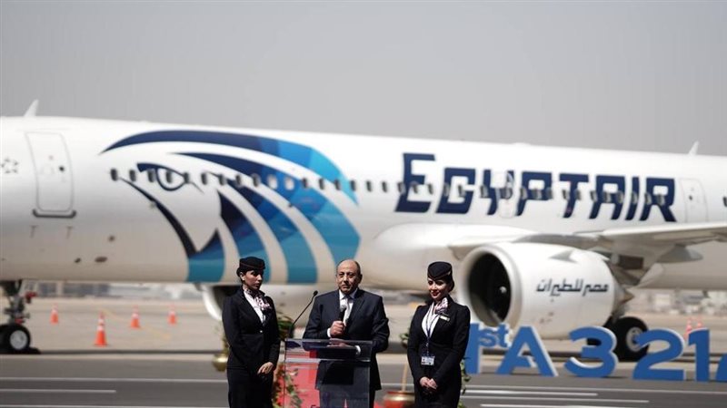 وزير الطيران الفريق