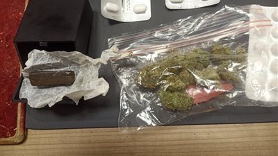 ضبط 3 محاولات لتهريب حشيش وماريجوانا وعقاقير مخدرة بمطار القاهرة