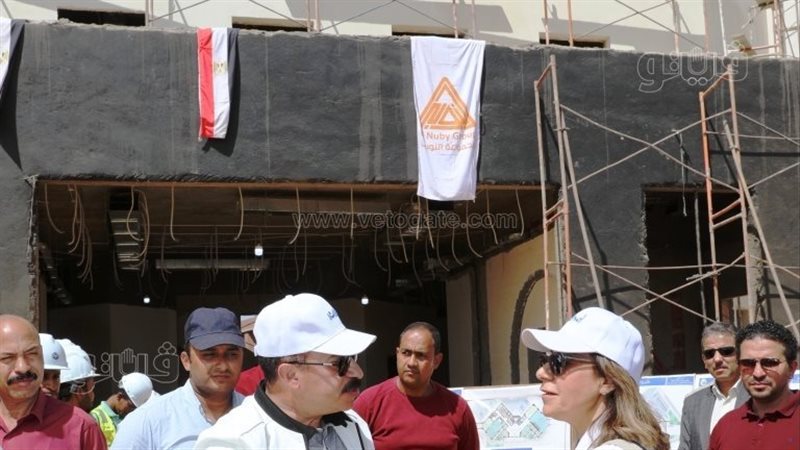 وزيرة الثقافة ومحافظ