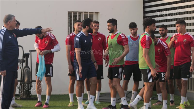 مران الأهلي، فيتو