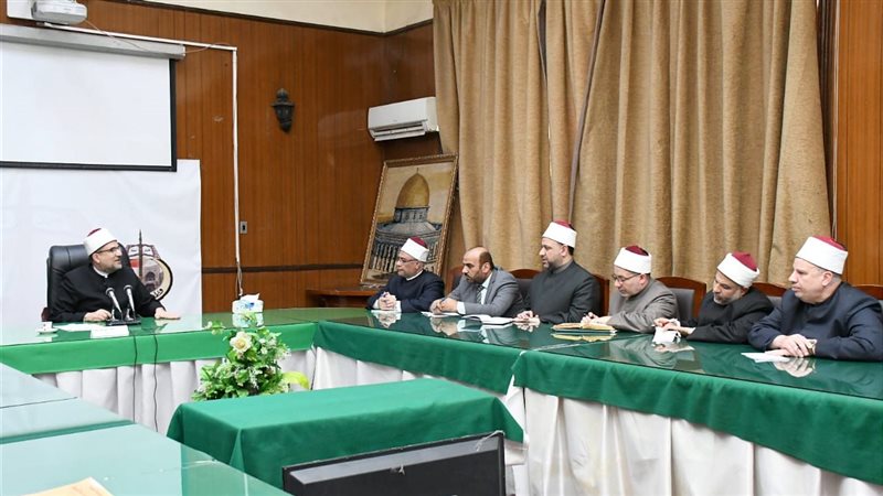 وزير الأوقاف الدكتور