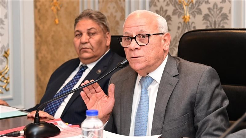 محافظ بورسعيد أمام