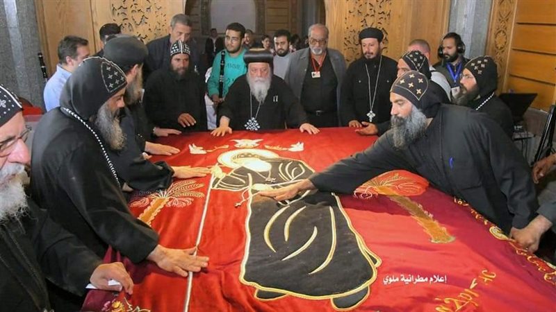 أسقف ملوي, فيتو 