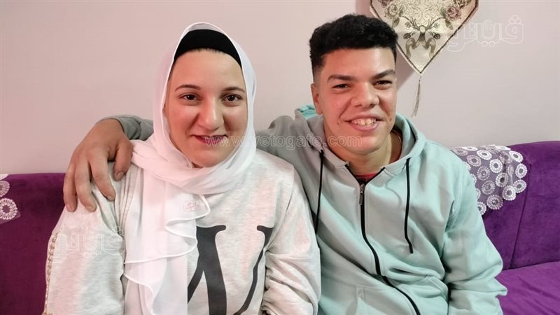 العروسان، فيتو