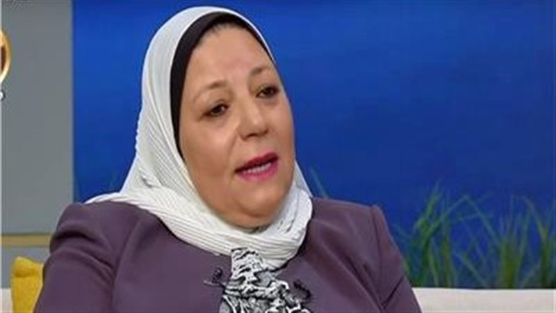 الدكتورة كلارا عزام،