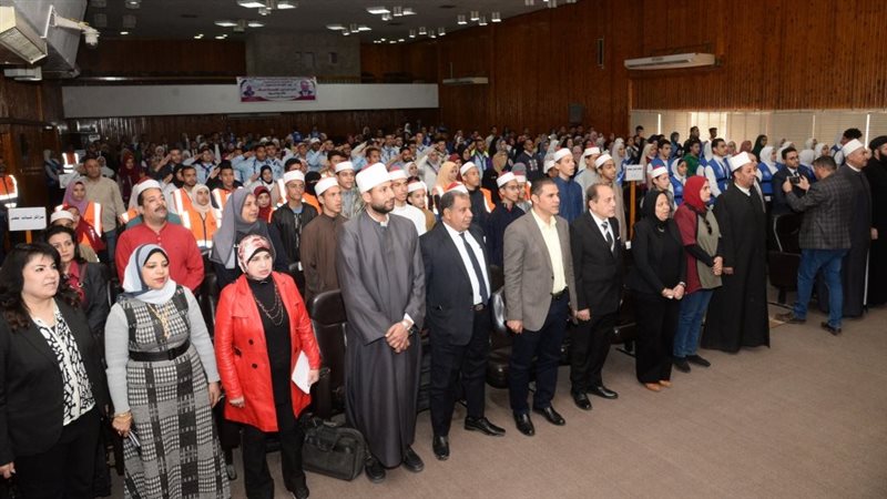 لقاء محافظ أسيوط،