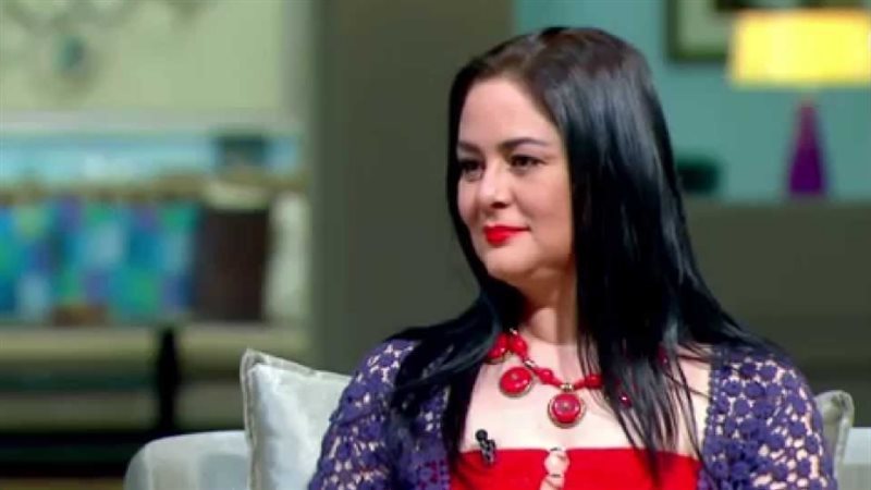 الفنانة علا رامي،