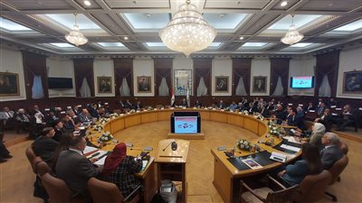 محافظ القاهرة يؤكد ضرورة مشاركة النواب في وضع مشروعات الخطة الاستثمارية السنوية