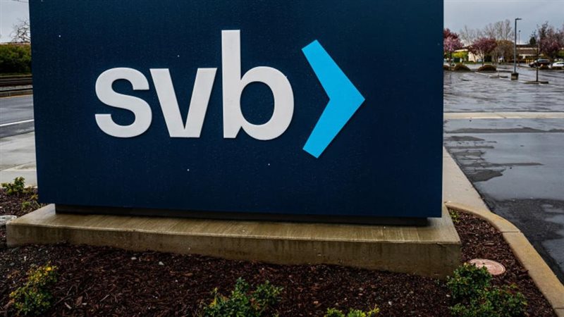 بنك SVB، فيتو