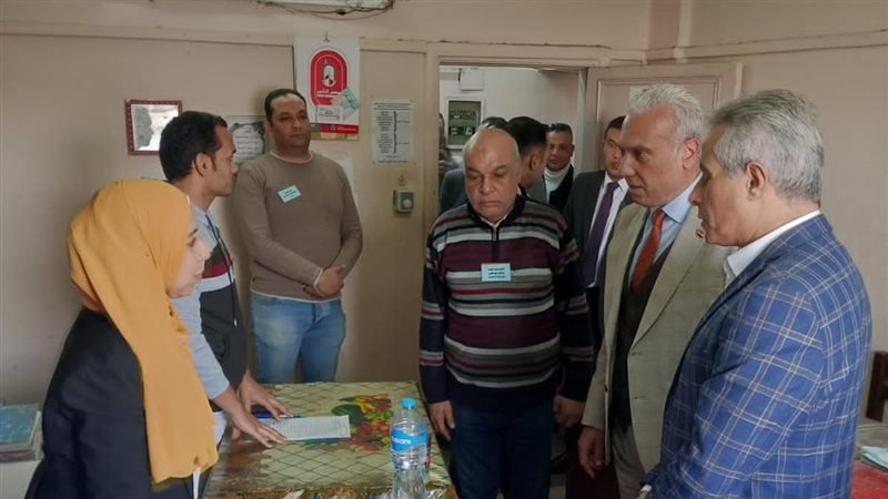 حسن شحاتة وزير القوى