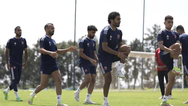 حسين الشحات فى تدريبات