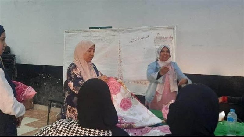 قادرون باختلاف في