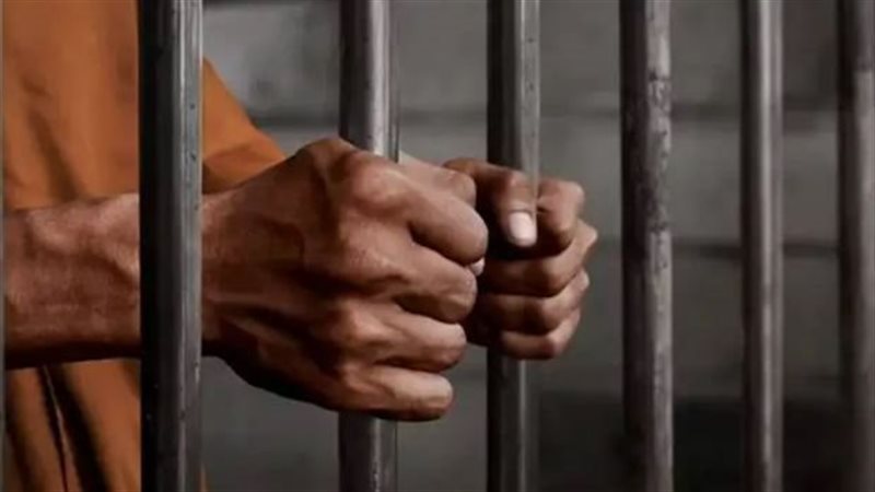 تجديد حبس عاطل 15