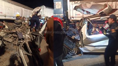 صور جديدة مفجعة لحادث تصادم سيارتين بالإسكندرية، الميكروباص انشطرت نصفين