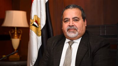 عماد سوريال مساعدا لوزيرة الهجرة للشئون المالية والإدارية