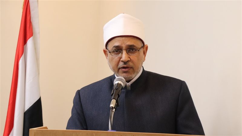 الدكتور سلامة داود،