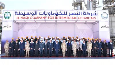 السيسي يفتتح مجمع الأسمدة الأزوتية بالعين السخنة (صور) 