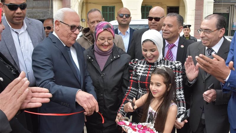 محافظ بورسعيد يفتتح