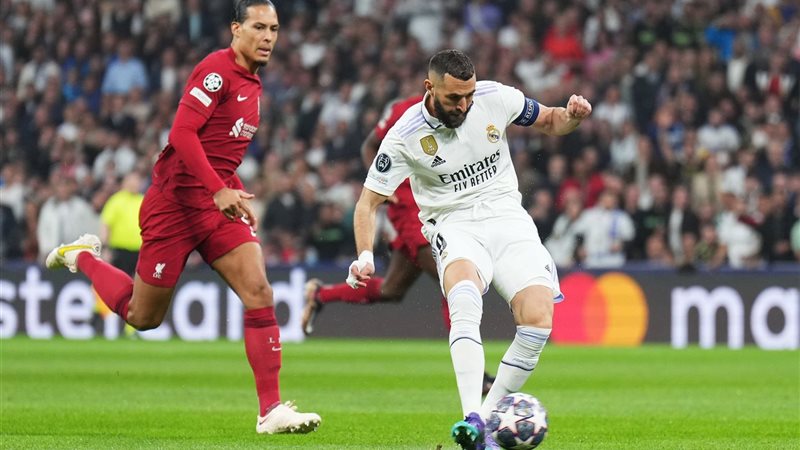 ليفربول وريال مدريد،
