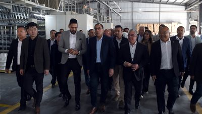 مدبولي يشهد افتتاح مشروع شركة إيجيبت فان يانغ لطباعة وصباغة المنسوجات (صور) 
