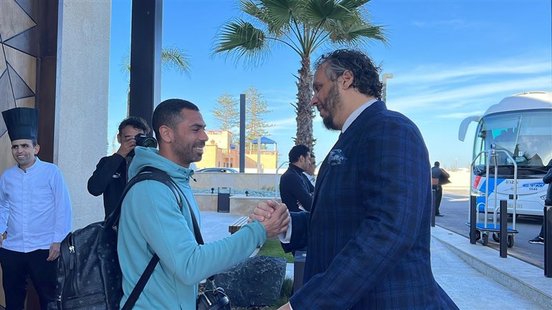 بيراميدز، فيتو