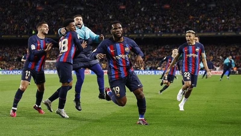 برشلونة، فيتو 