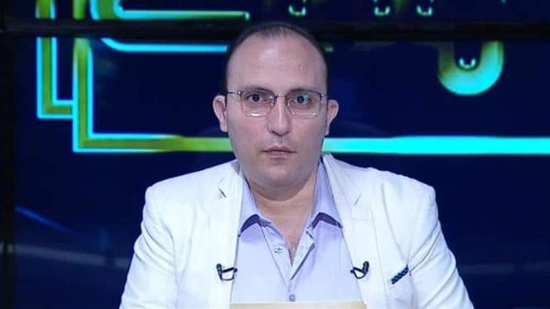 الدكتور أحمد مصطفي